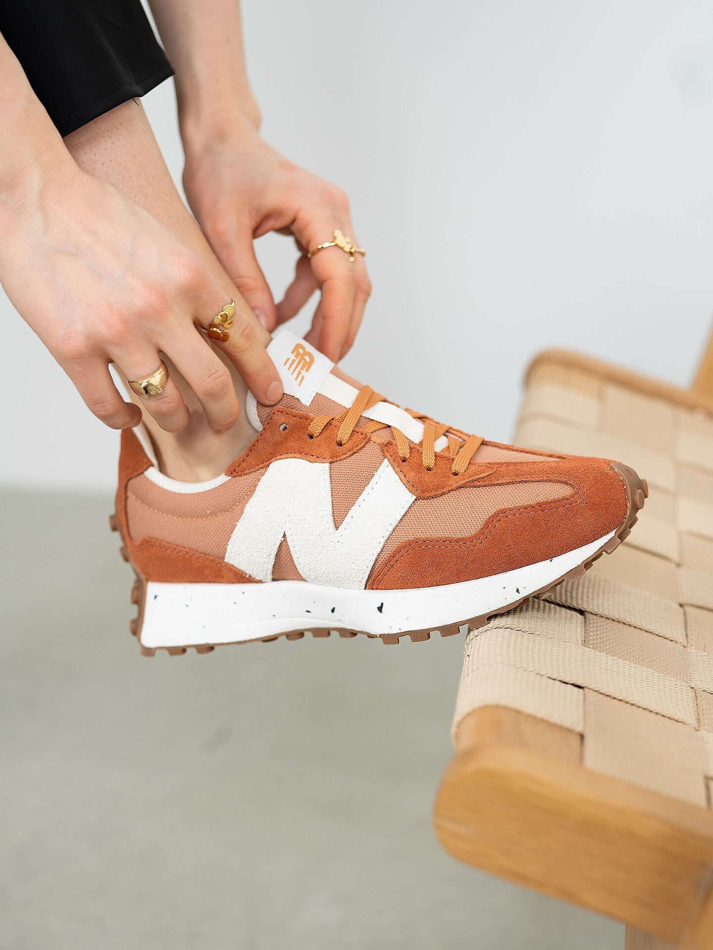 NEW BALANCE WS327 Brown